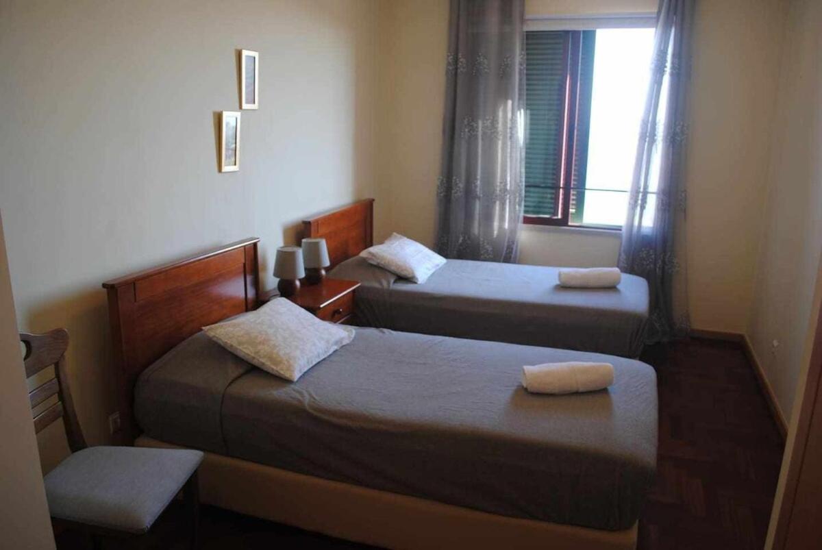 Pia'S Place - Apt With Sea View Caniço Εξωτερικό φωτογραφία